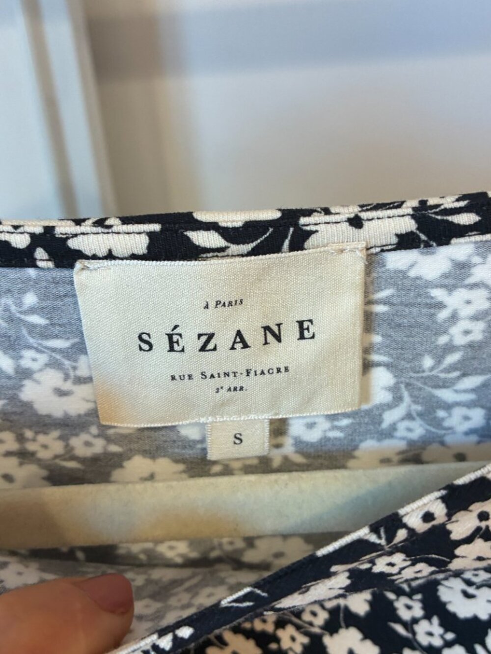 Sezane pippa short dress in madison black & cream floral print, size small - Picture 5 of 7